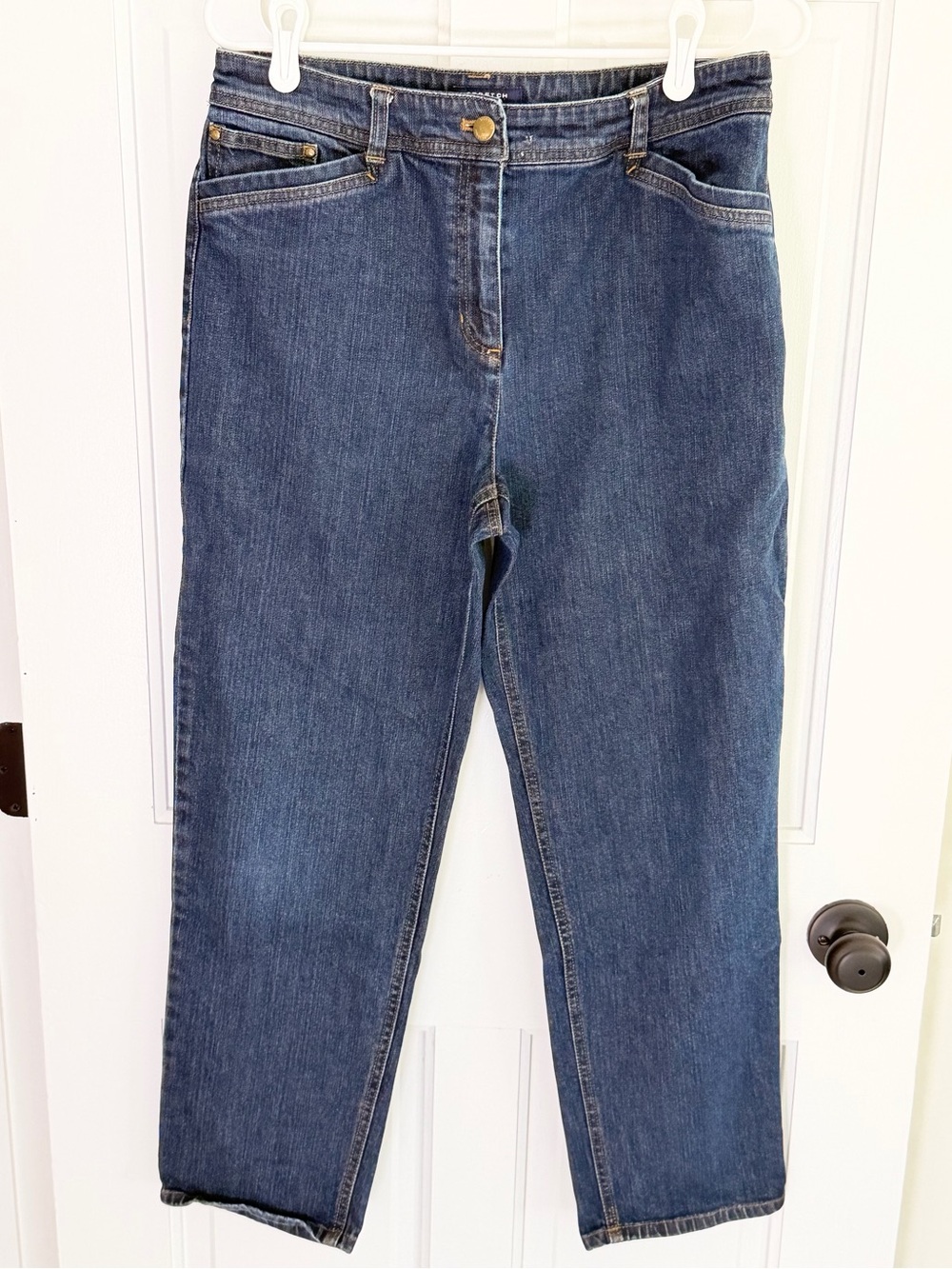 Jones New York Signature Size 10 Dark Wash Stretch Straight Leg Jeans